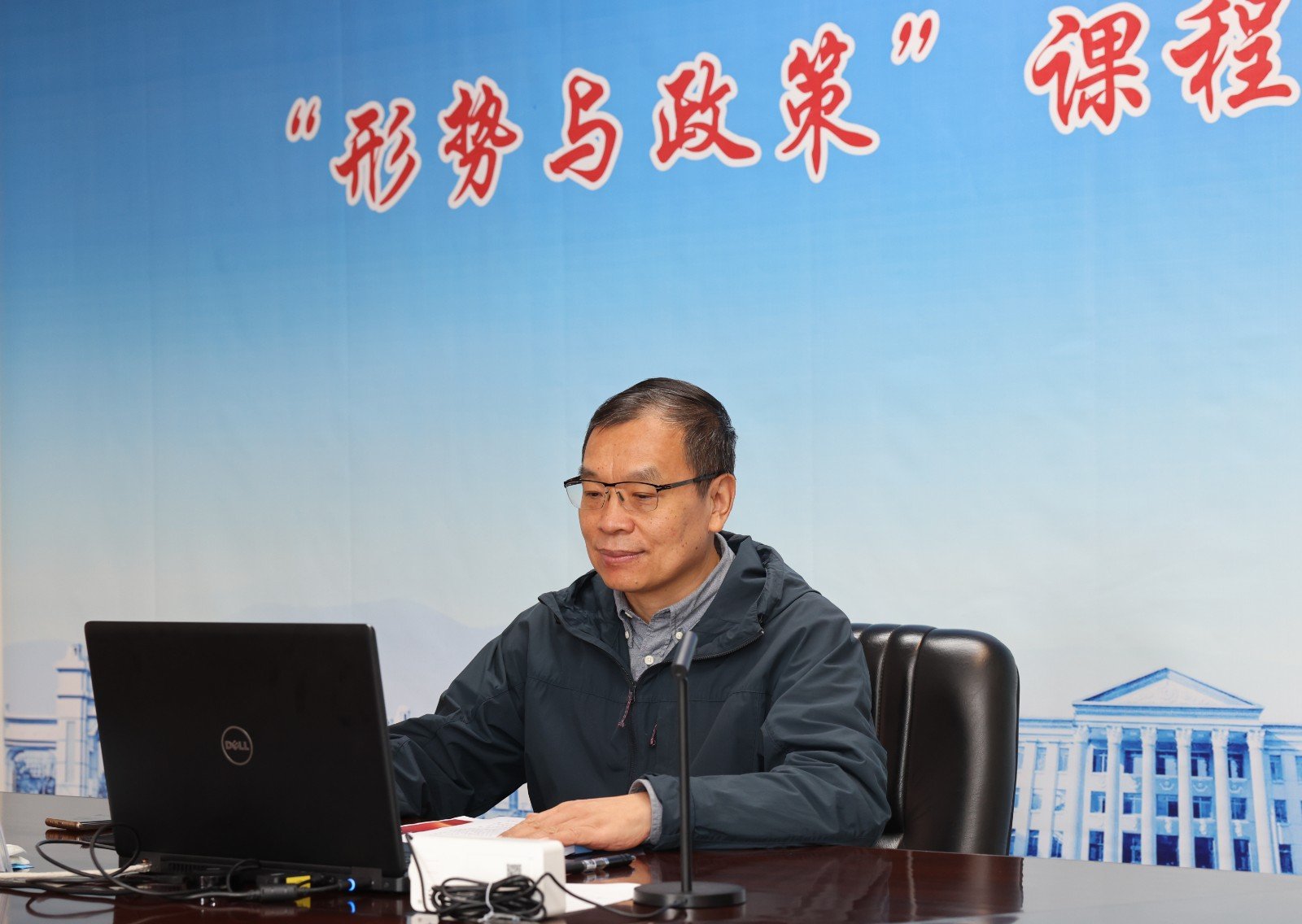 文化自信明显增强